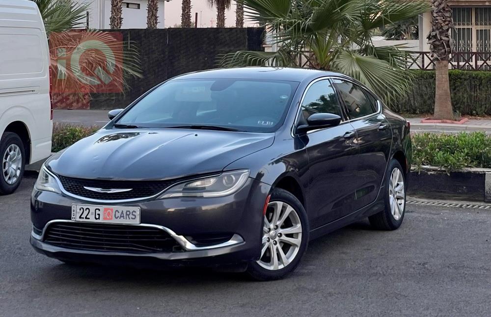 Chrysler 200